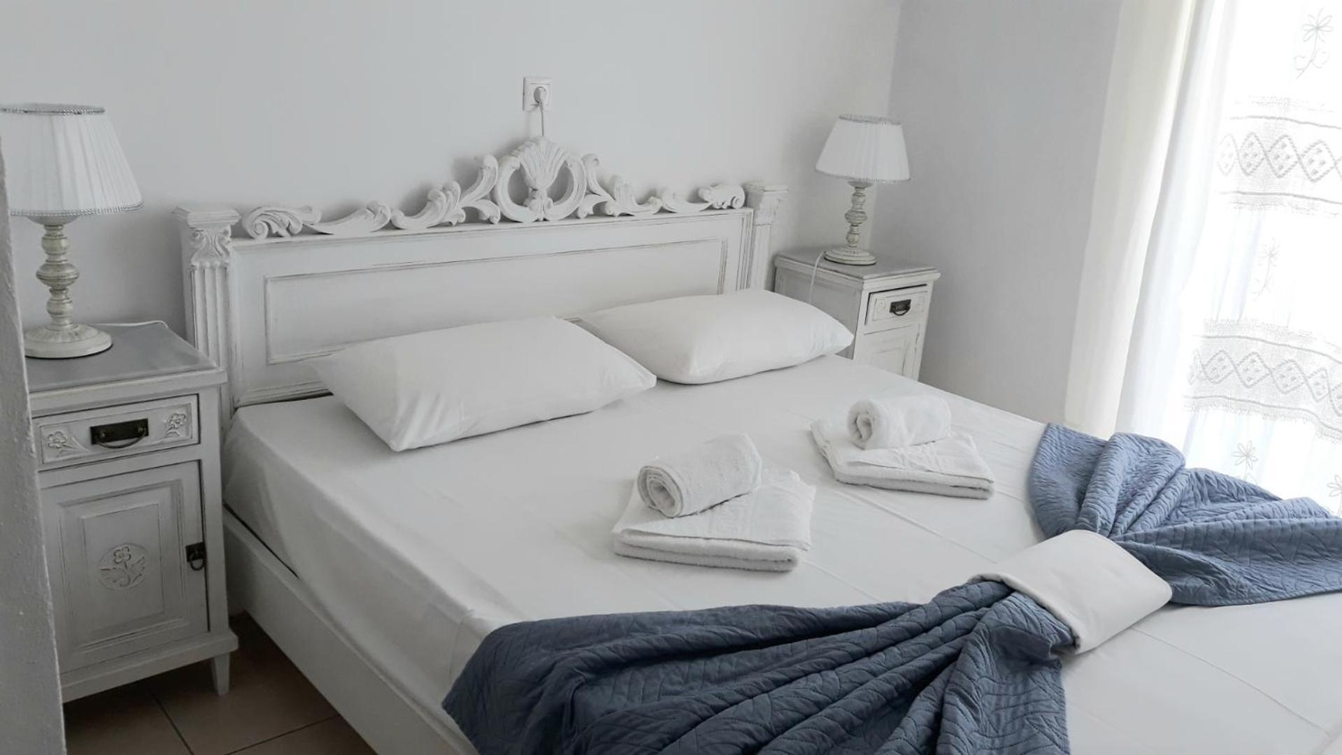 Christos Rooms Paleohóra Szoba fotó