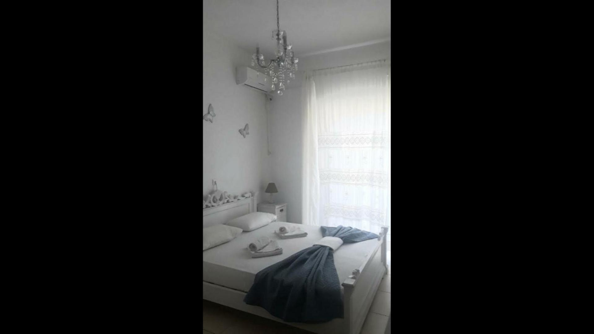 Christos Rooms Paleohóra Szoba fotó